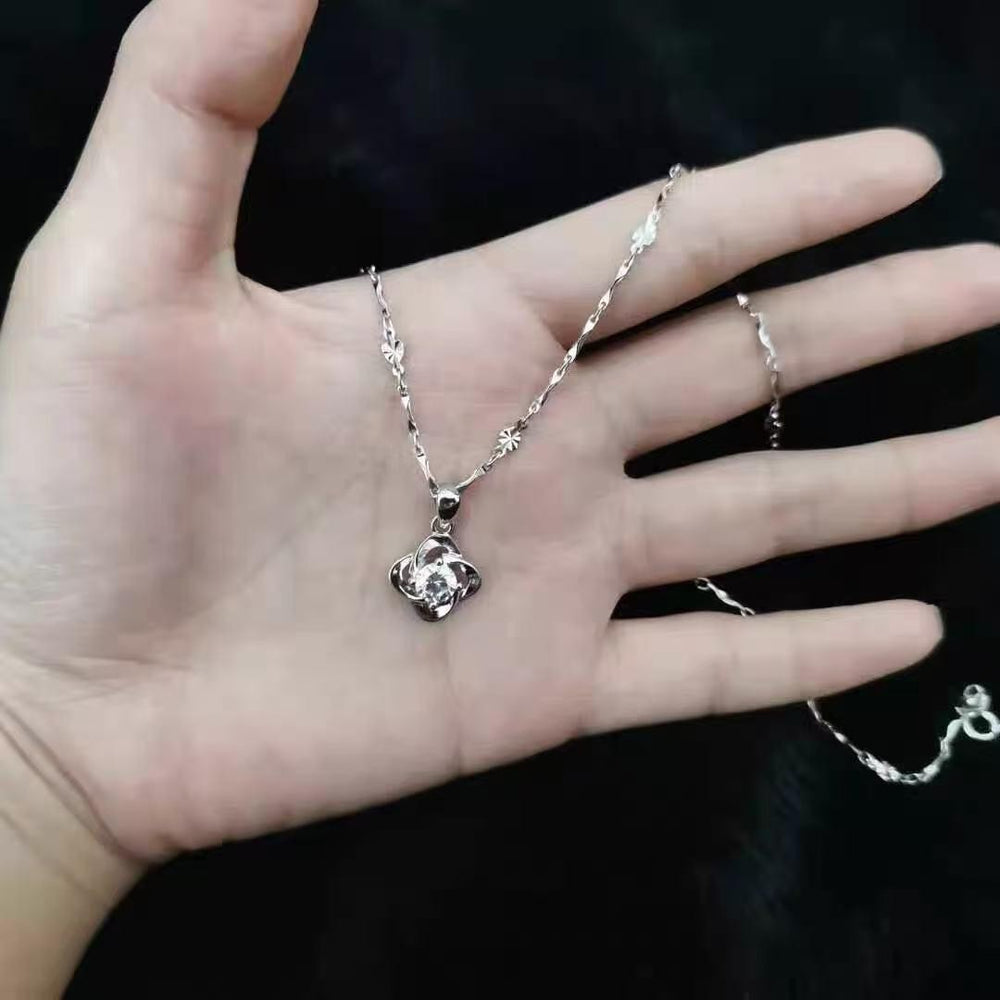 <h2>Unlock Your Charm: Transform Your Style!</h2>